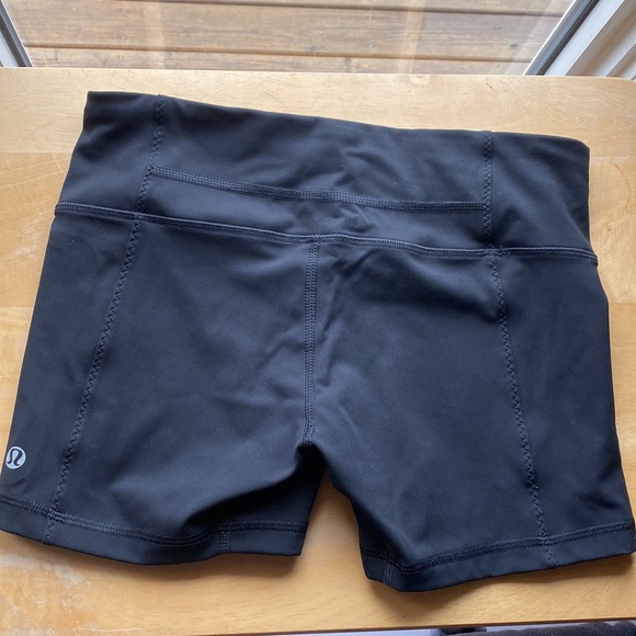 Lululemon shorts - Picture 2 of 4